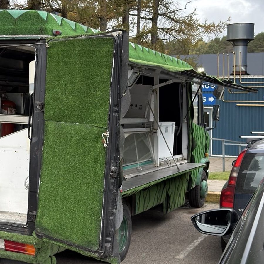 Žalias DRAGON by MUNZA foodtruckas „Sportimos“ aikštelėje
